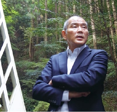 米井 哲郎